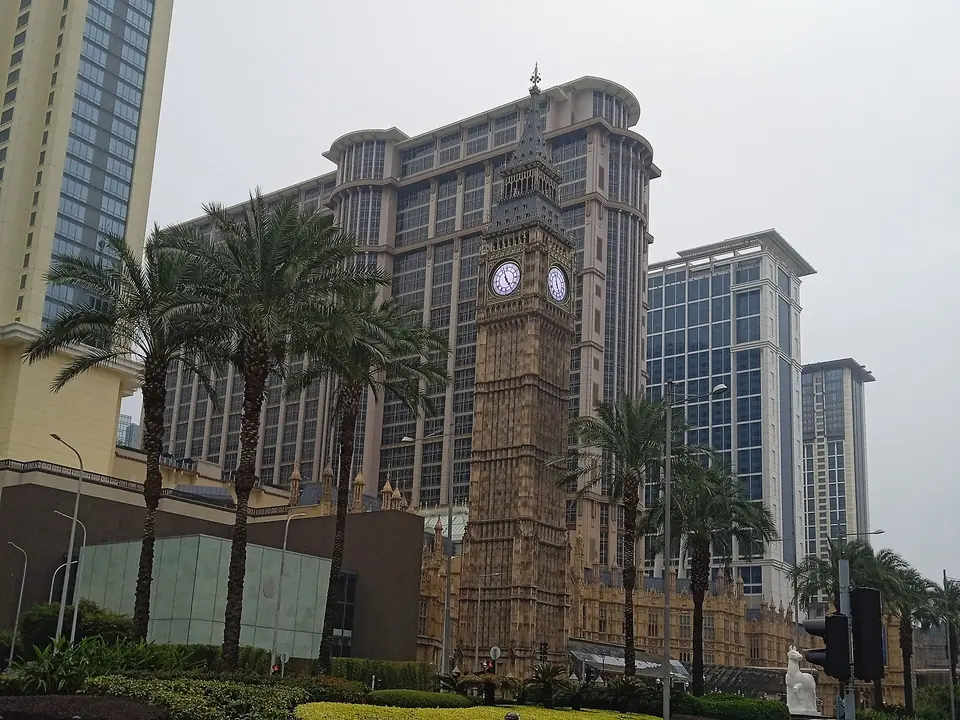Macau area context for A Lorcha